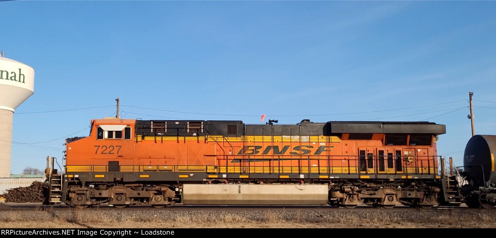 BNSF 7227